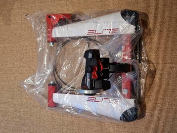 Elite Novo Force Pack Trainer (NIEUW). beschikbaar voor biedingen