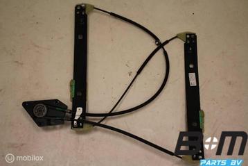 Raammechaniek LV (bestuurderskant) Audi A1 / S1 8X4837461A beschikbaar voor biedingen