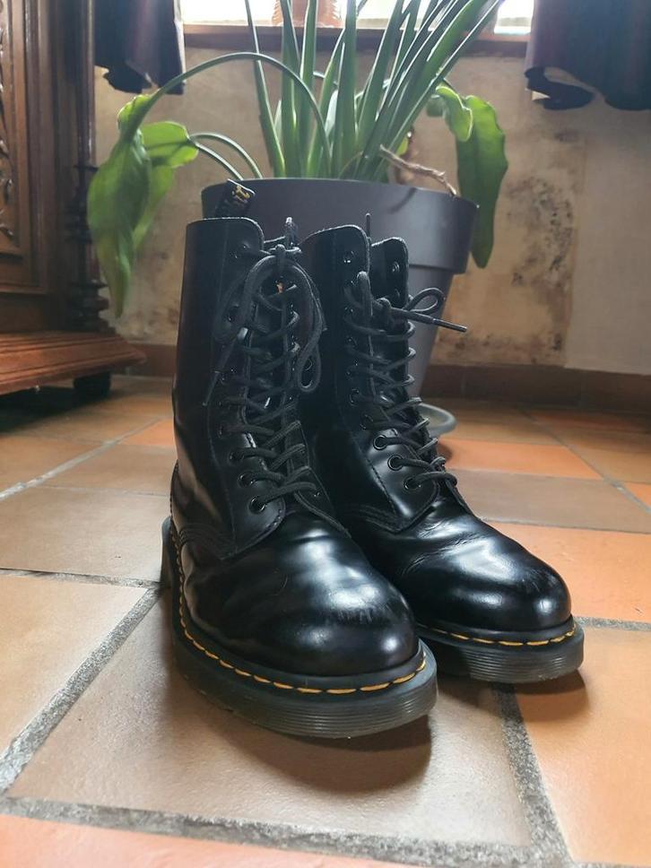 Dr Martens 1490 laarzen 38, Kleding | Dames, Schoenen, Gedragen, Lage of Enkellaarzen, Zwart, Ophalen of Verzenden