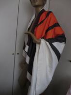 prachtige grote zijden sjaal, ANDERE, Maat 42/44 (L), Ophalen of Verzenden, Sjaal