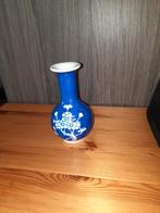 Chinees delft vaasje, Enlèvement