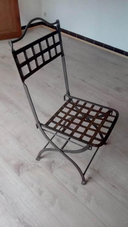 Smeedijzeren stoelen, Huis en Inrichting, Stoelen, Zo goed als nieuw, Vier, Overige materialen, Overige kleuren, Ophalen