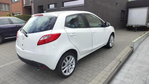 Mazda 2  met airco! en lage km's ! 1.3 Benz sport, Auto's, Mazda, Particulier, ABS, Airbags, Airconditioning, Centrale vergrendeling