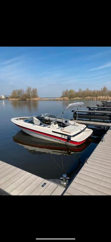 Maxum 1900SR + geremde dubbelas-trailer beschikbaar voor biedingen