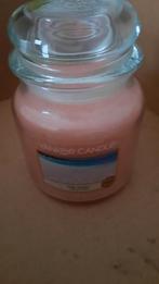Splinternieuwe kaars. Yankee candle. 411 gram., Huis en Inrichting, Woonaccessoires | Kandelaars en Kaarsen, Ophalen
