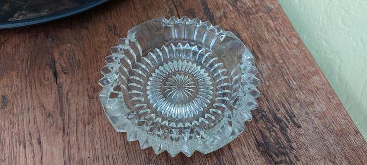 Kristal glazen asbak, Antiek en Kunst, Antiek | Glaswerk en Kristal, Verzenden