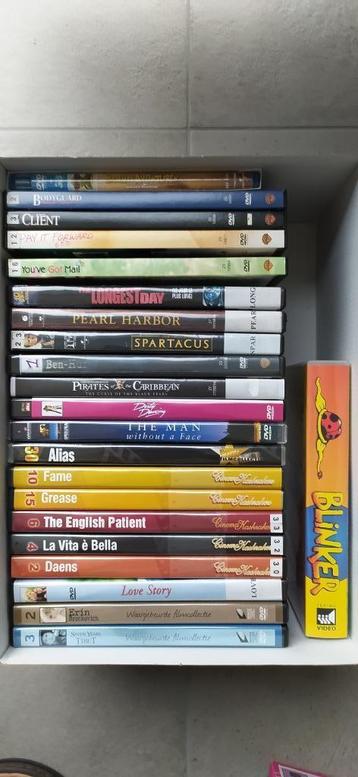 Set van DVD's + 1 blu-ray + 1 videocassette beschikbaar voor biedingen