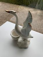 Pot avec cygne pour plantes ou fleurs séchées, Enlèvement, Comme neuf