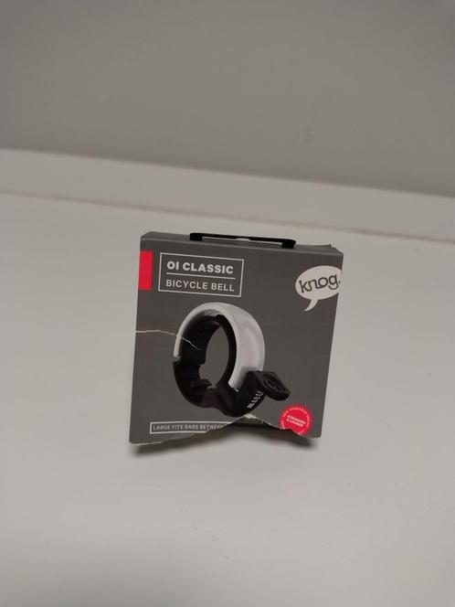 Knog Oi Classic Large fietsbel kleur Zilver, Fietsen en Brommers, Fietsaccessoires | Fietsbellen, Nieuw, Ophalen of Verzenden