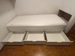 Bed met matras 200x80cm, Huis en Inrichting, Slaapkamer | Slaapbanken, Ophalen, Zo goed als nieuw