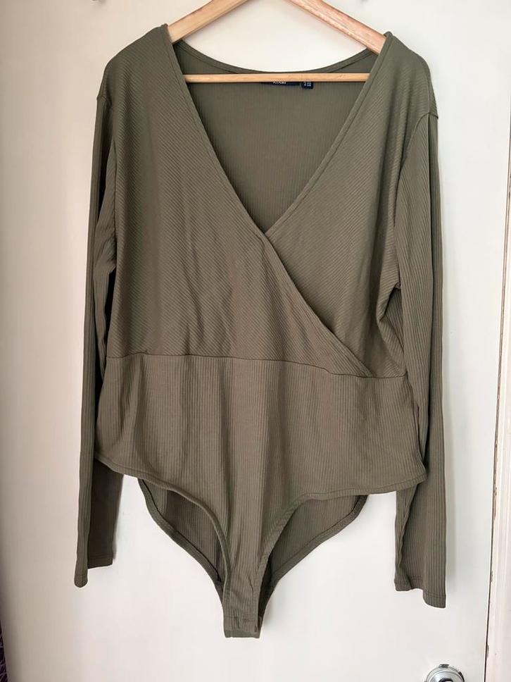 Body Kiabi kaki côtelé, manches longues taille xxl, Vêtements | Hommes, Grandes tailles, Comme neuf, Enlèvement ou Envoi