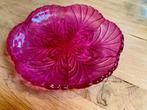 Roze schaal, Ophalen