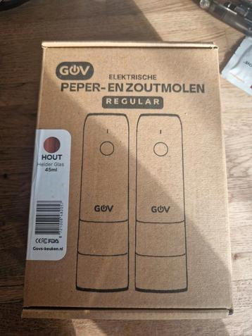 Electrisch peper en zout vat  beschikbaar voor biedingen