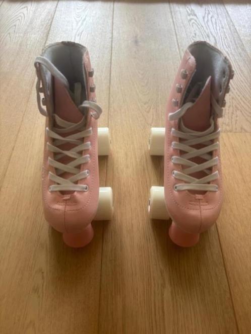 OXELO QUAD 100 artistieke rolschaats, Kinderen en Baby's, Speelgoed | Buiten | Rolschaatsen, Zo goed als nieuw, Dames, Kinderen