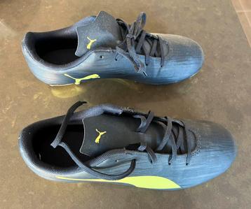 PUMA voetbalschoenen kind maat 38 beschikbaar voor biedingen