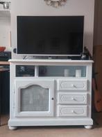 Petite armoire ancienne repeint en blanc satiné, Maison & Meubles, Enlèvement