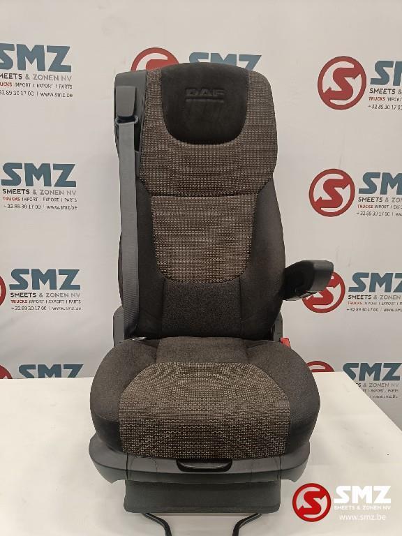 Occ siège passager DAF XF 106, Autos : Pièces & Accessoires, Pièces camion, DAF, Intérieur et Revêtement, Utilisé