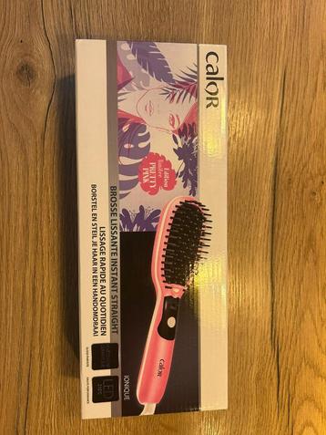 BROSSE LISSANTE INSTANT STRAIGHT beschikbaar voor biedingen