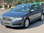 Audi A3 1.6i Benzin 157.000 DKM, Auto's, Voorwielaandrijving, Stof, Bedrijf, 5 deurs