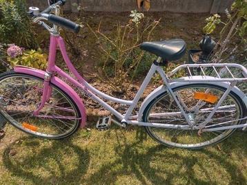 26" FIETS MET NIEUWE VERLICHTING  beschikbaar voor biedingen