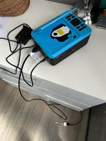 Video projector Lenco Lpj-500bu, Audio, Tv en Foto, Beamers, Ophalen, Zo goed als nieuw, LCD