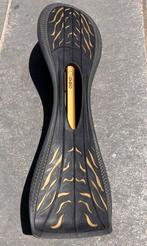 Zwart en gouden skateboard, Sport en Fitness, Ophalen, Gebruikt, Skateboard