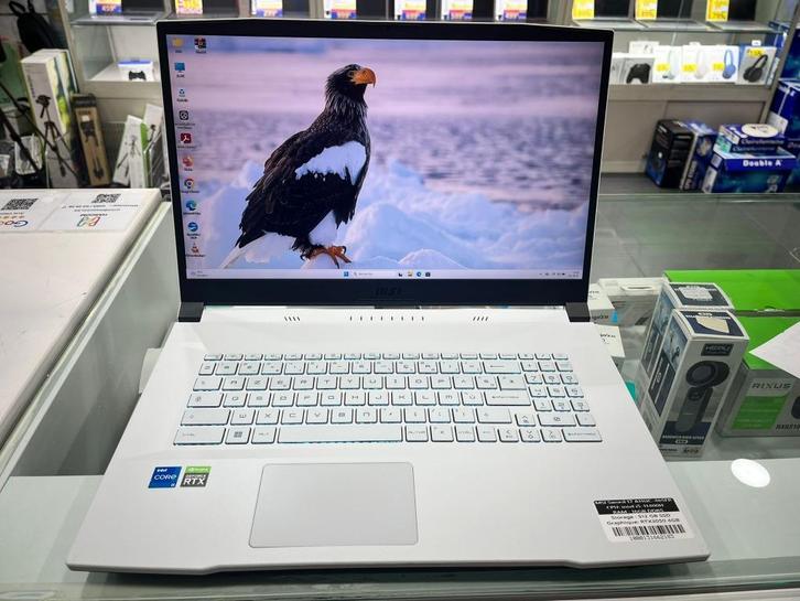 MSI SWORD17 Core I5 RTX 3050 16 GB RAM 512 GB gamelaptop, Computers en Software, Chromebooks, Zo goed als nieuw, 16 inch of meer