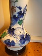 Vase bouteille japonais sur pied, vers 1920., Antiquités & Art, Enlèvement ou Envoi