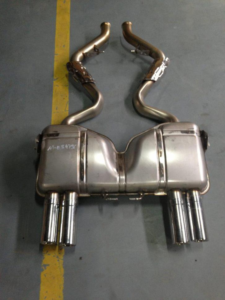 E92/e93 uitlaat + achterbumper, Auto-onderdelen, Overige Auto-onderdelen, BMW, Gebruikt, Ophalen