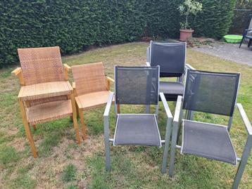 stoelen beschikbaar voor biedingen