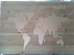 Wereldkaart op houten bord, 78cm op 55cm, Ophalen of Verzenden, Nieuw