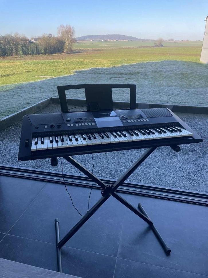 Yamaha Digital Keyboard PSR-E423, Musique & Instruments, Claviers, Utilisé, Yamaha, Enlèvement