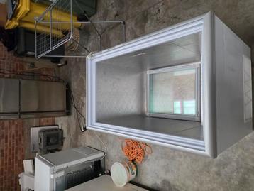 Diepvriezer met schuiframen  beschikbaar voor biedingen