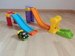 V Tech Toet Toet Auto's lanceer- en racebaan, Kinderen en Baby's, Racebaan, Zo goed als nieuw, Handmatig, Ophalen