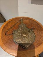 Antieke bronzen kruithouder / hagelbus – rijk gegraveerd, Ophalen of Verzenden