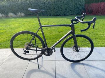 Trek Emonda ALR5 2025 - zwart - maat 60: zo goed als nieuw, Fietsen en Brommers, Fietsen | Racefietsen, 28 inch, Heren, Aluminium