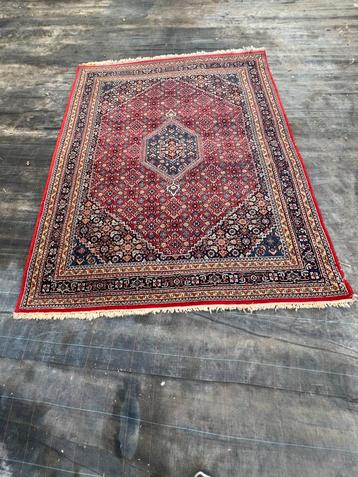 Tapis persan, Enlèvement, Utilisé