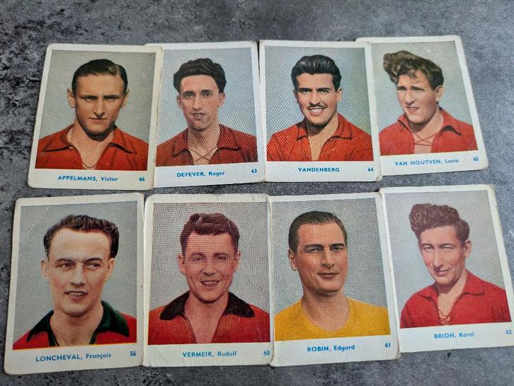 Voetbal BELGIAN CHEWING GUM 1951/52 PRENTEN 8X US DOORNIK, Hobby en Vrije tijd, Stickers en Plaatjes, Ophalen of Verzenden