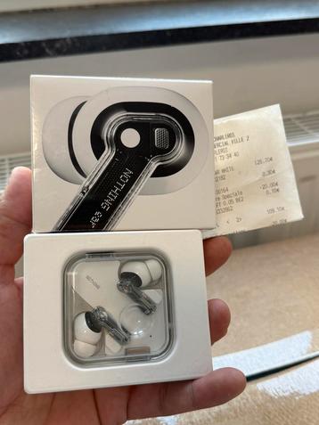 Écouteurs sans fil Nothing Ear avec réduction du bruit beschikbaar voor biedingen