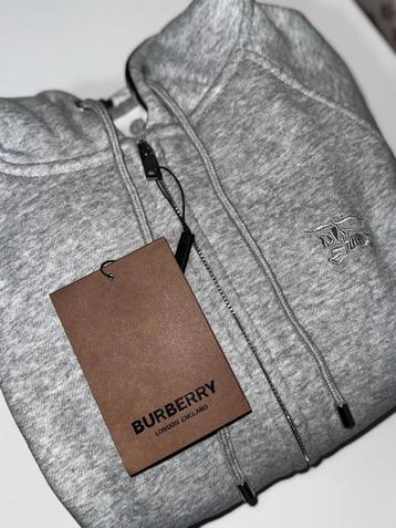 Burberry trui beschikbaar voor biedingen