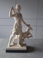Beeld in Albast van Amilcare Santini. Hoogte 37 cm, Antiquités & Art, Art | Sculptures & Bois, Enlèvement