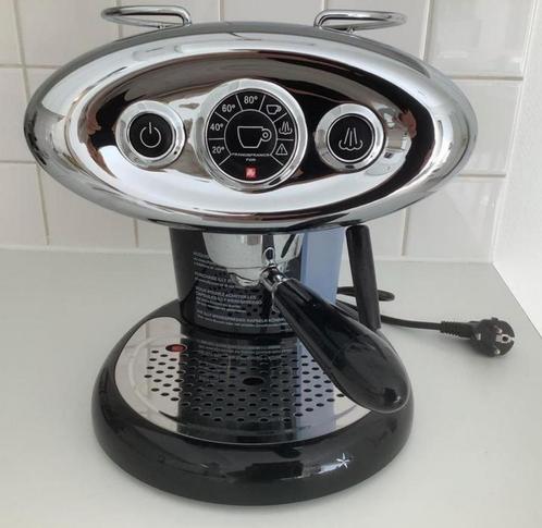 Machine à café espresso : Iperespresso illy x7.1, Electroménager, Cafetières, Comme neuf, Café moulu, Dosettes et capsules de café