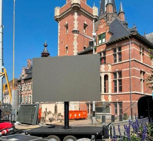 Verhuur ledscherm op trailer 6 of 8 m², Diversen, Overige Diversen, Nieuw, Ophalen
