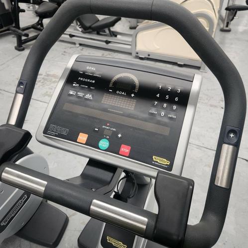 Technogym New Bike 700 LED Excite hometrainer Upright Bike, Sport en Fitness, Fitnessmaterialen, Gebruikt, Overige typen, Armen