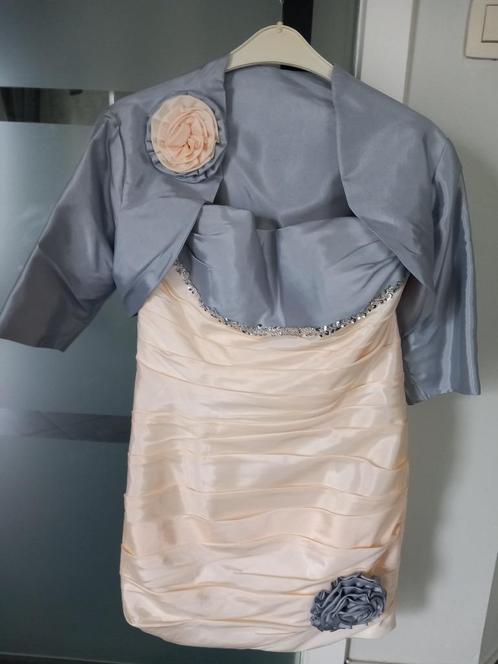strapless jurk met bolero maat m/L (gelegenheid), Kleding | Dames, Jurken, Zo goed als nieuw, Maat 38/40 (M), Overige kleuren