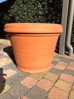 Mooie grote terracotta pot, Tuin en Terras, Ophalen, Tuin, Steen, Rond