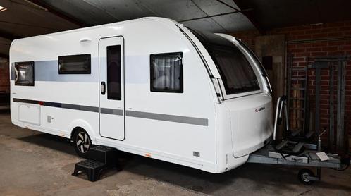 Adria Adora 542 UL, Caravans en Kamperen, Caravans, Particulier, tot en met 5, 1250 - 1500 kg, Rondzit, Adria, 2 aparte bedden