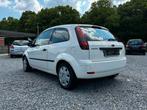 Ford fiesta bj 2003 km180000 1.2 benzien, Auto's, Ford, Voorwielaandrijving, Stof, 4 cilinders, Wit