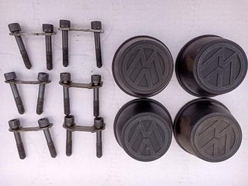 Wielschelen en bouten cardanas vw golf1 beschikbaar voor biedingen