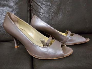 Magnifiques chaussures Luca Renzi taille 39